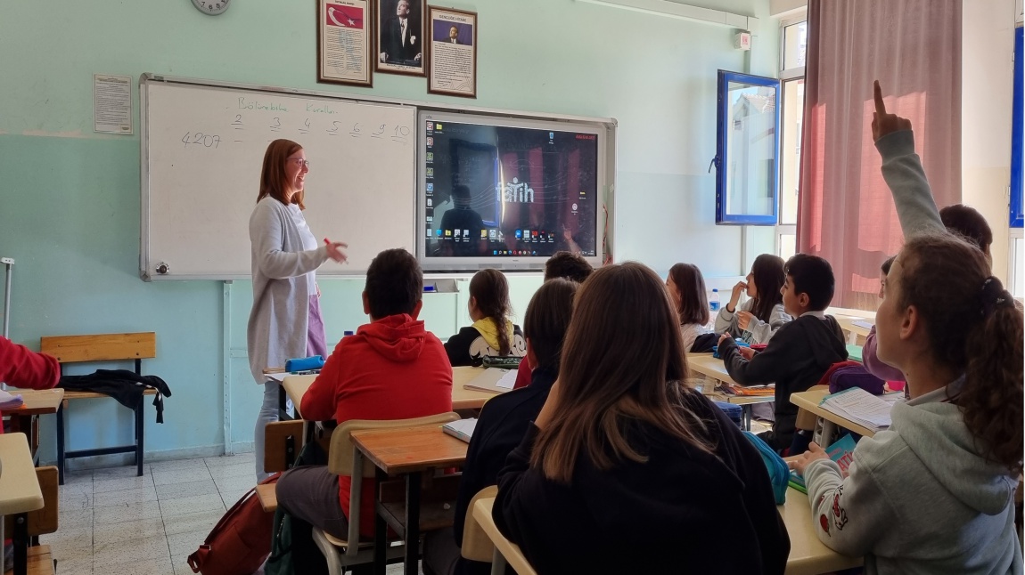 Slovenyalı Öğretmenlerden Okulumuza Job Shadowing (İşbaşı Öğrenme)  Hareketliliği